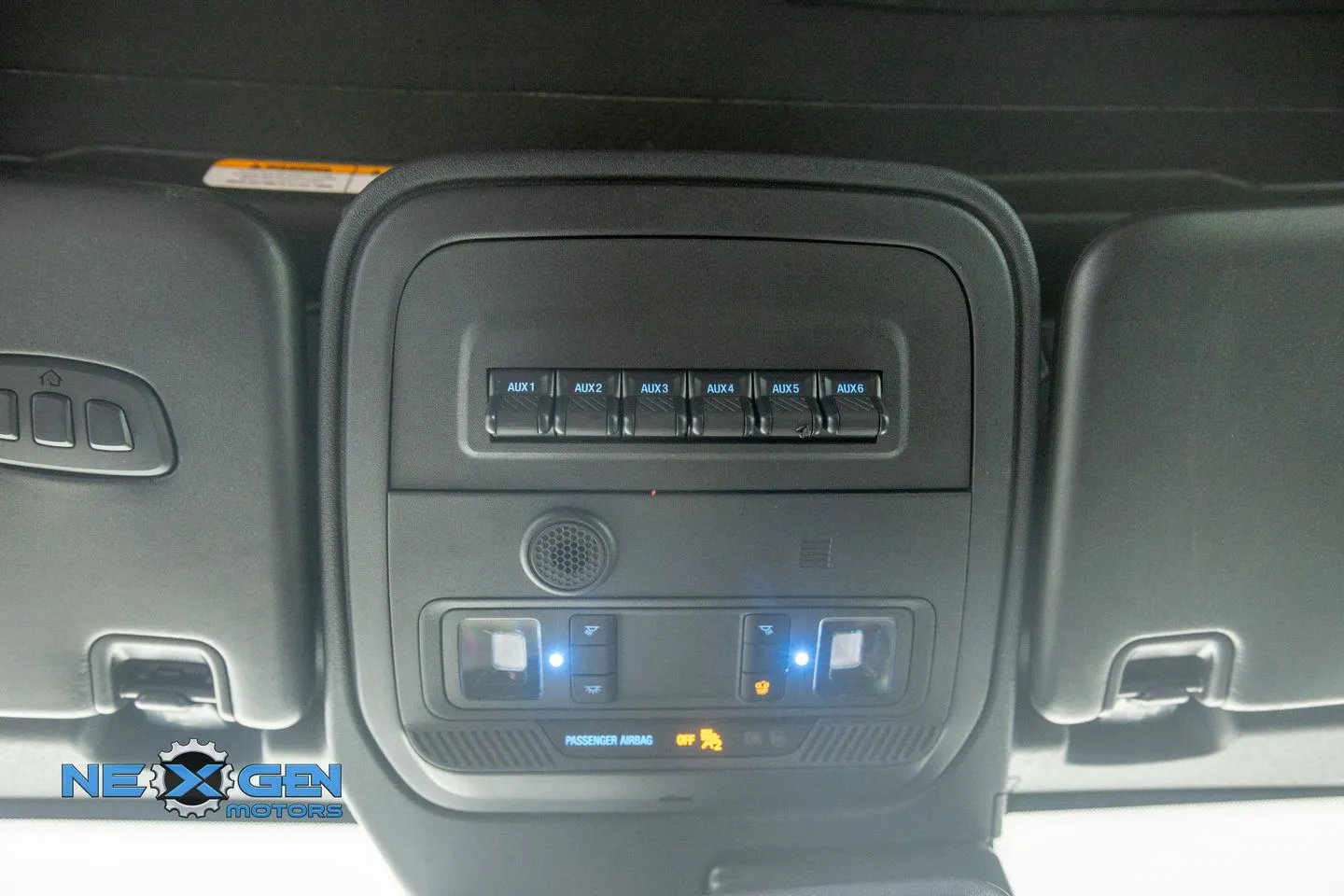 Ford Bronco photo 28