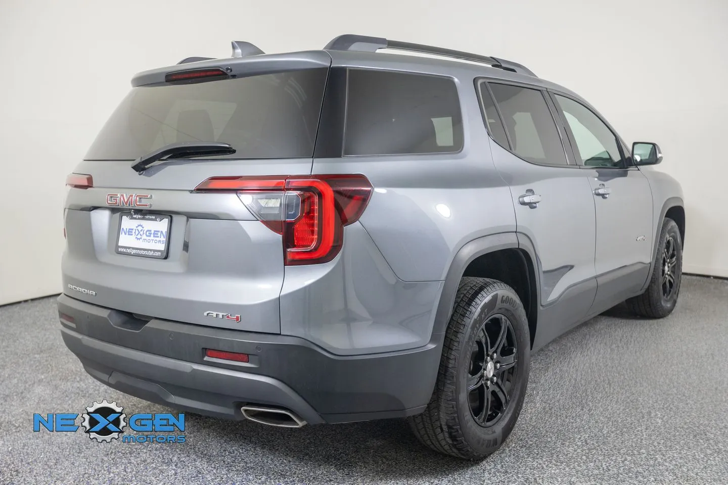 GMC Acadia photo 38