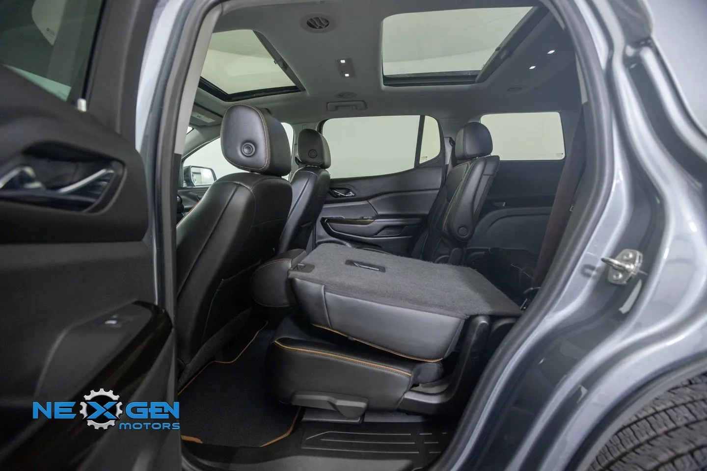 GMC Acadia photo 33