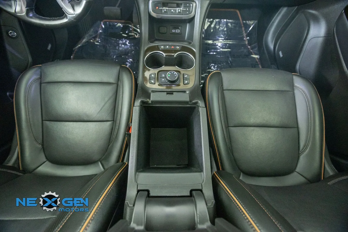 GMC Acadia photo 4