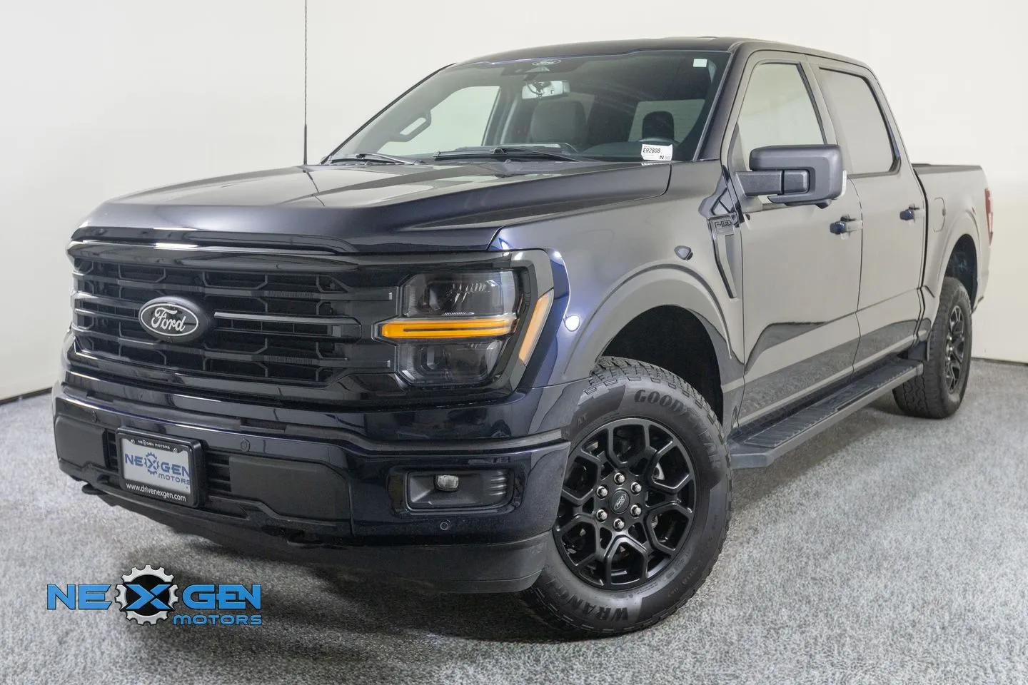 Ford F-150 photo 10