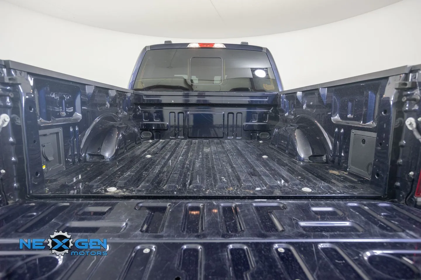 Ford F-150 photo 38
