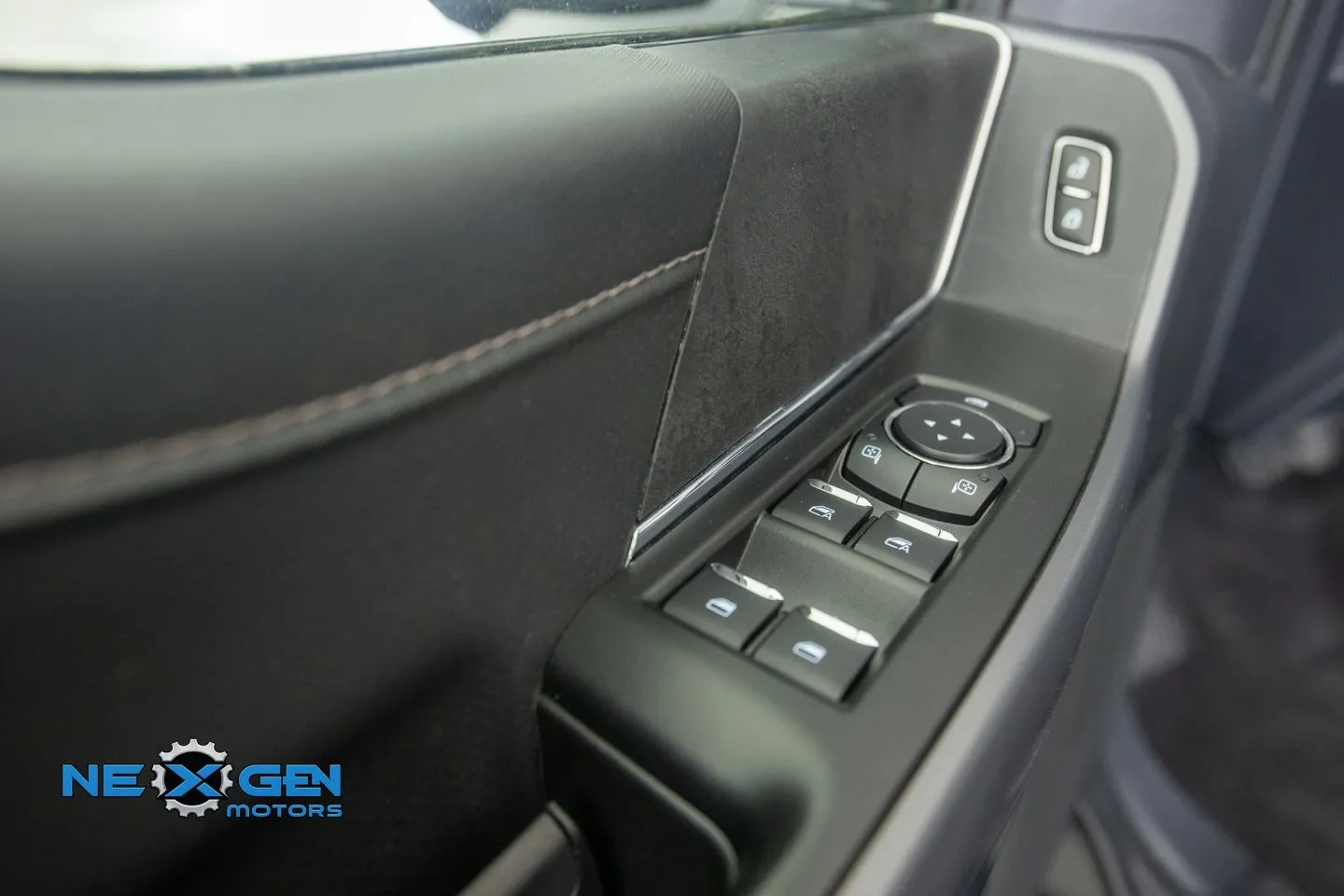 Ford F-150 photo 14