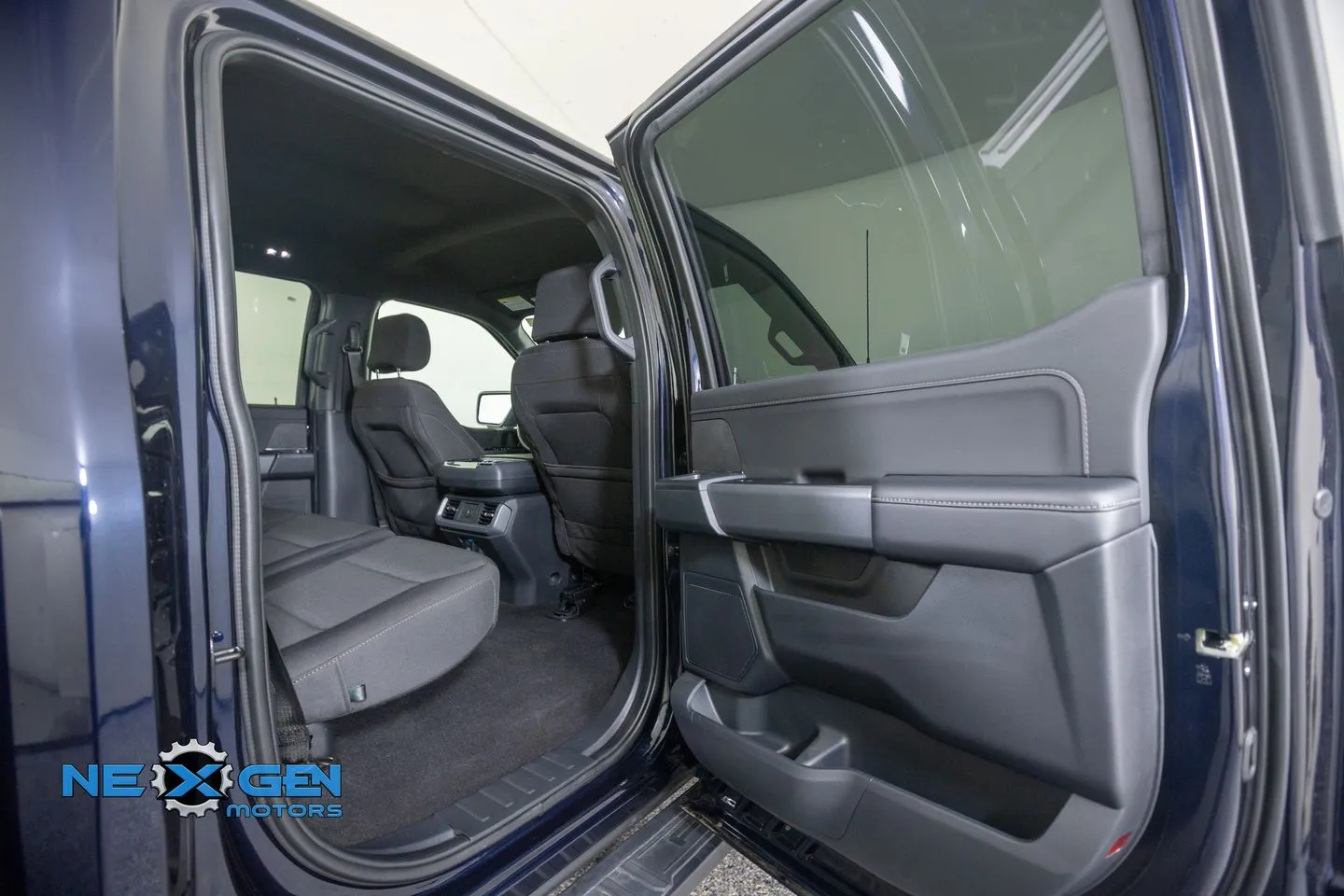 Ford F-150 photo 41