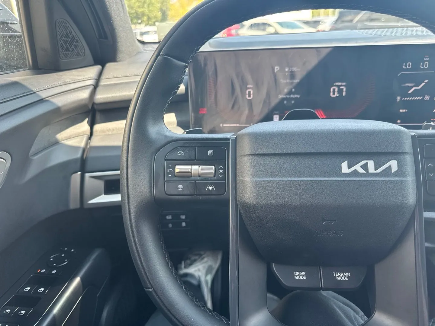 Kia Telluride photo 24