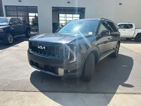 More photos of 2027 Kia Telluride S at NeXgen Motors, UT