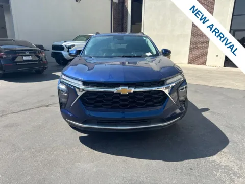 Photos of 2024 Chevrolet Trax LT for sale in Lindon, UT at NeXgen Motors