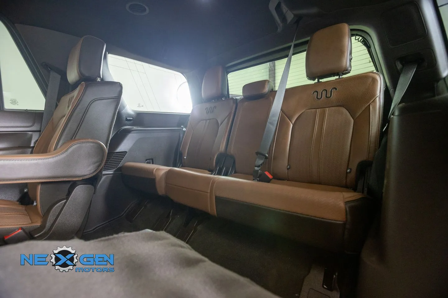 Ford Expedition photo 32