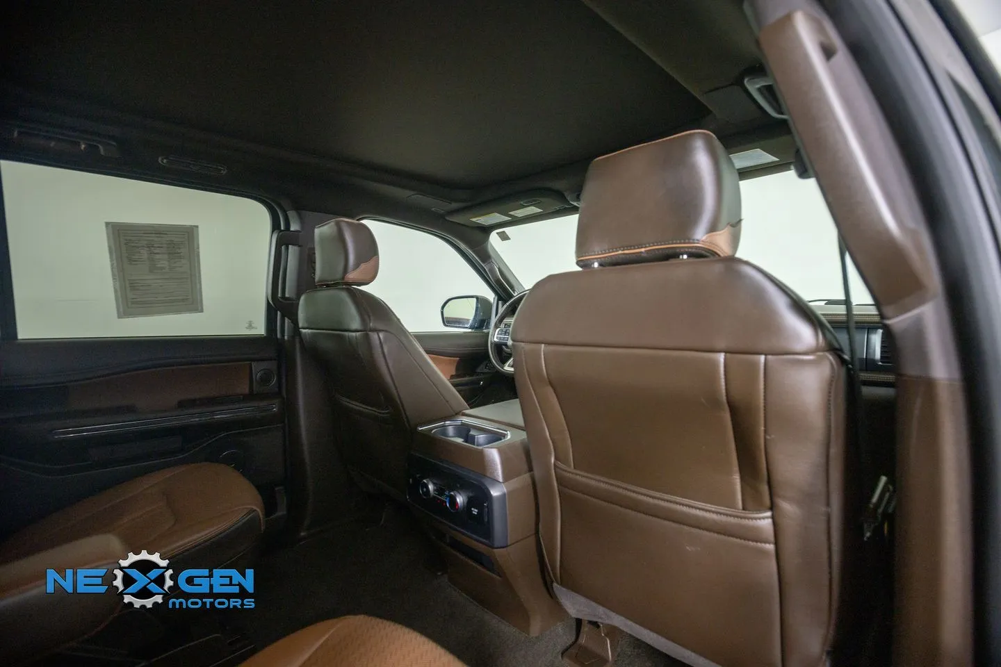 Ford Expedition photo 40