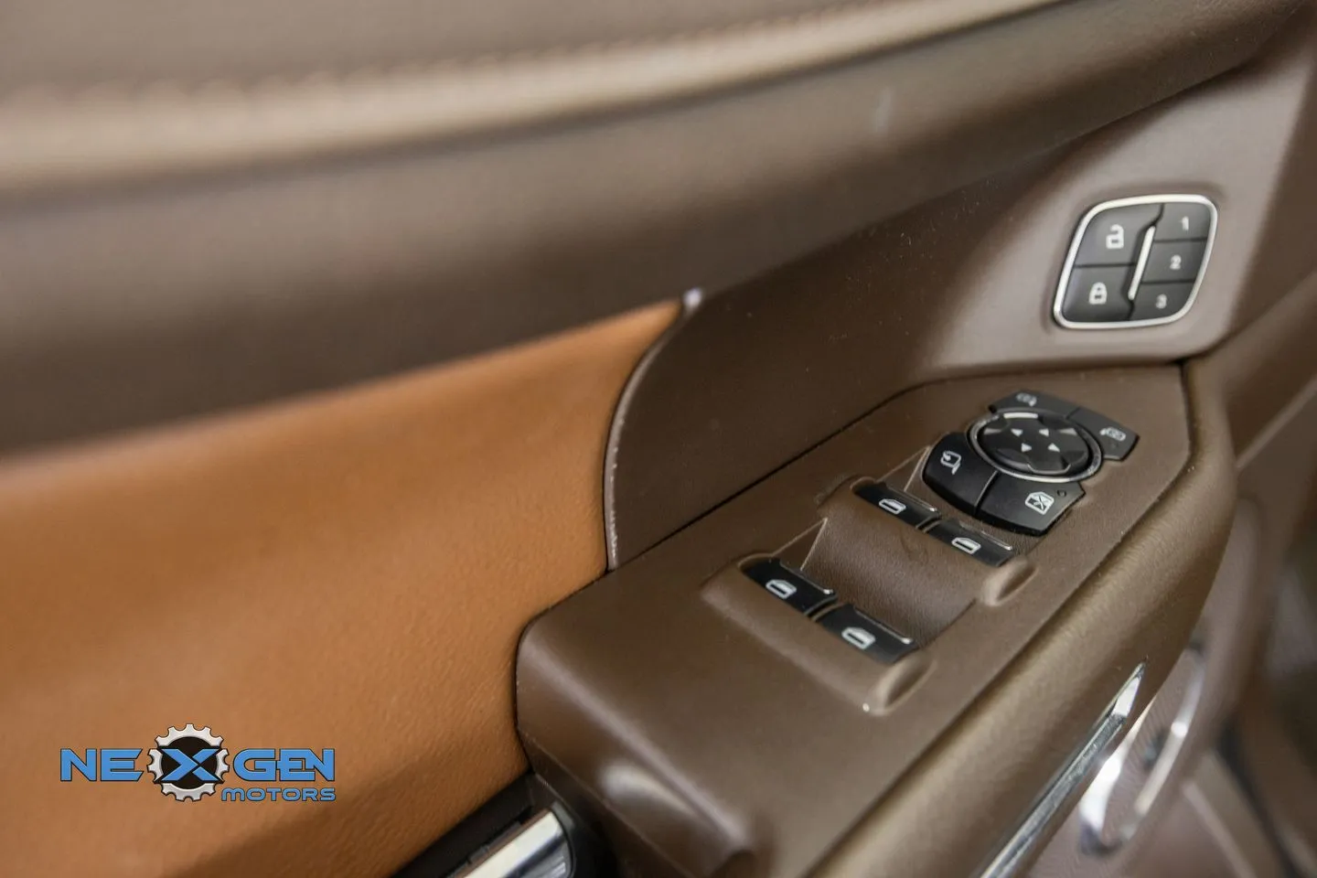 Ford Expedition photo 13