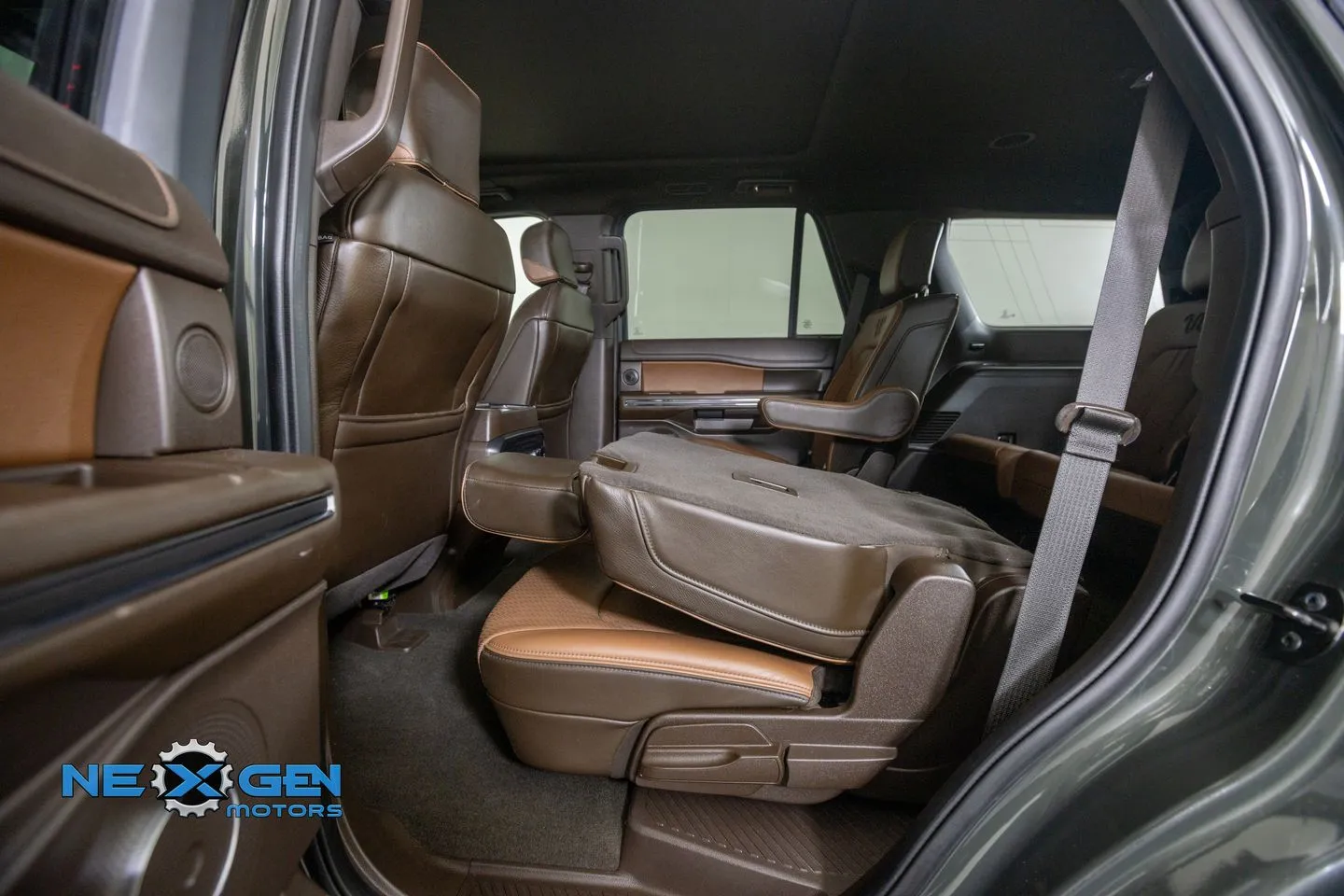 Ford Expedition photo 31