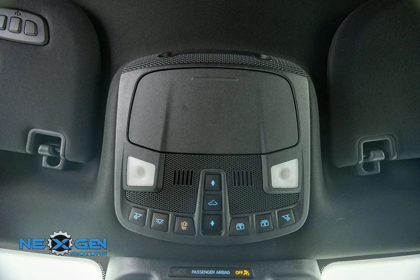 Ford Expedition MAX photo 25