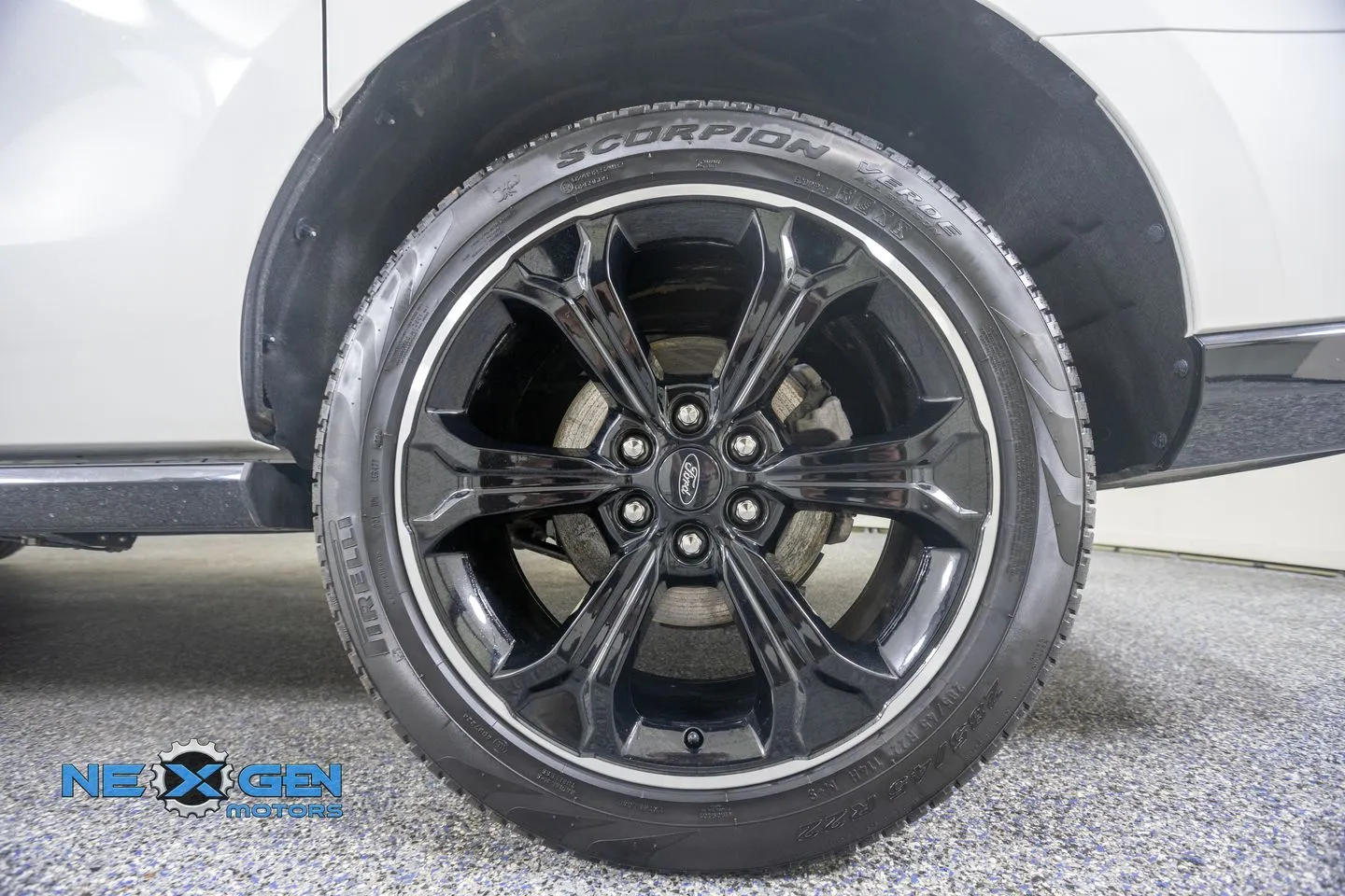 Ford Expedition MAX photo 47