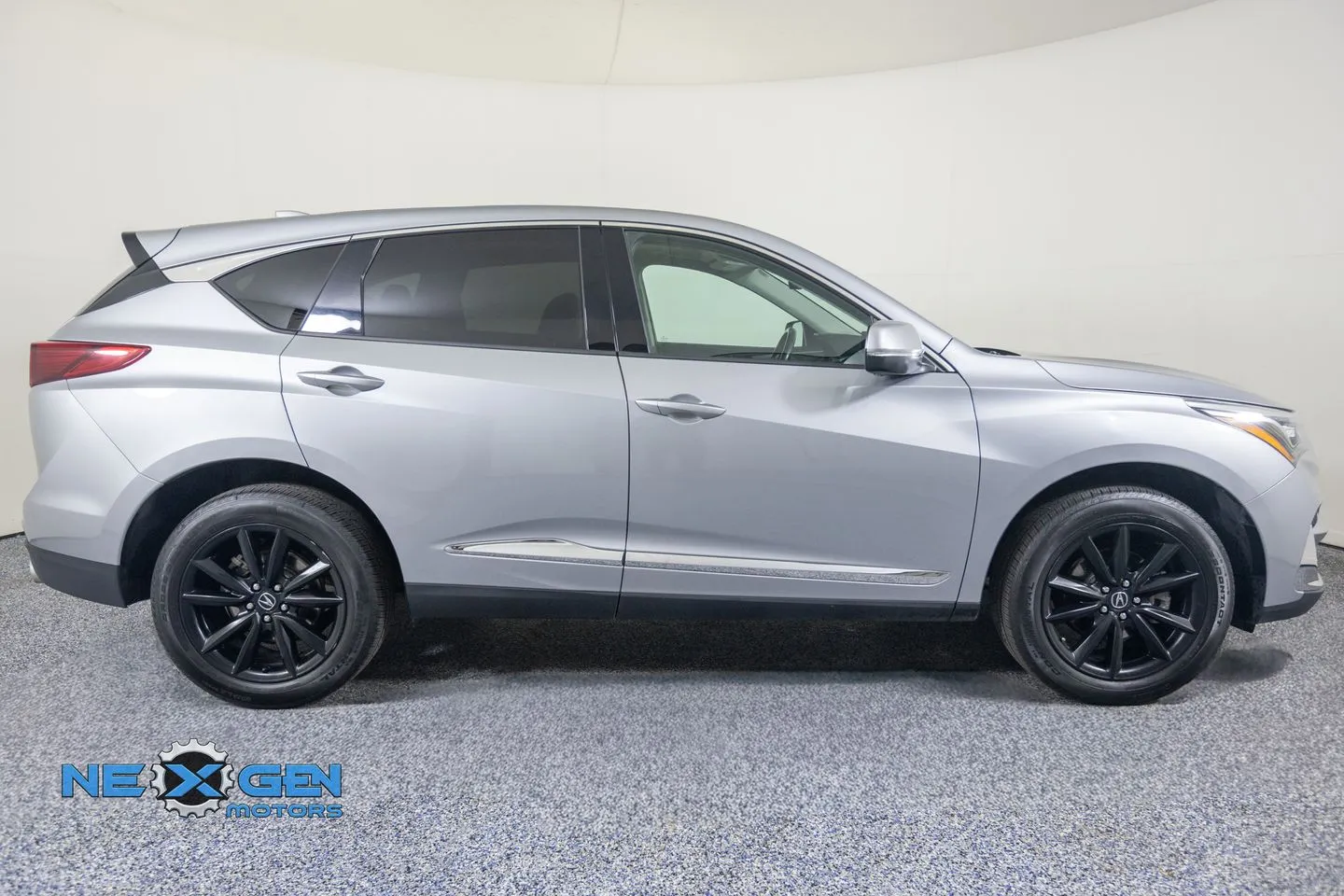 Acura RDX photo 9