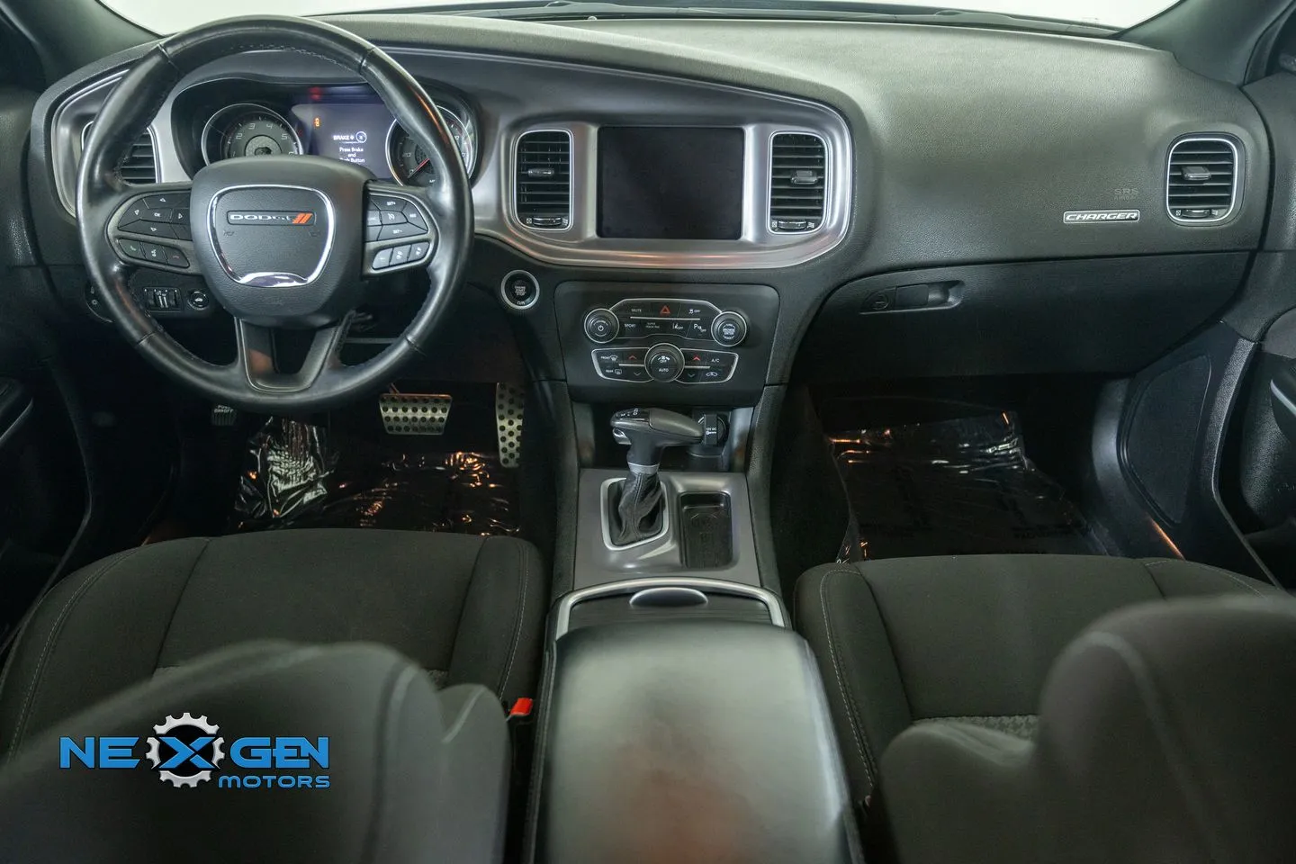 Dodge Charger photo 31
