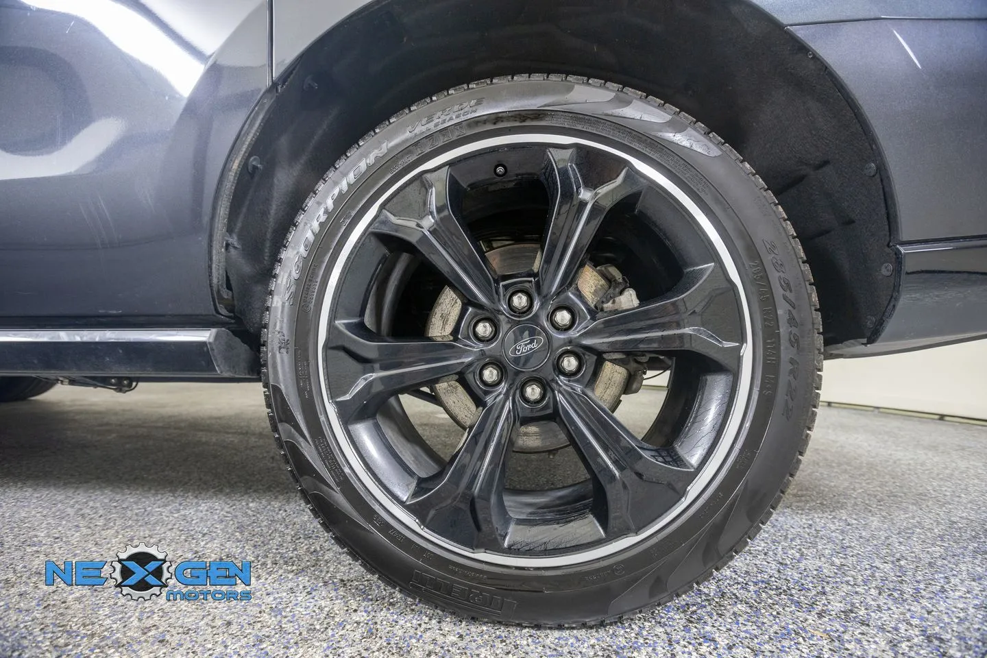 Ford Expedition MAX photo 46