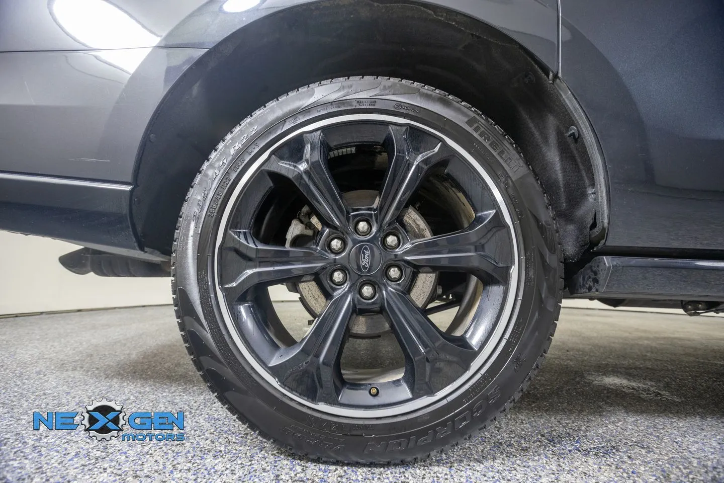 Ford Expedition MAX photo 45