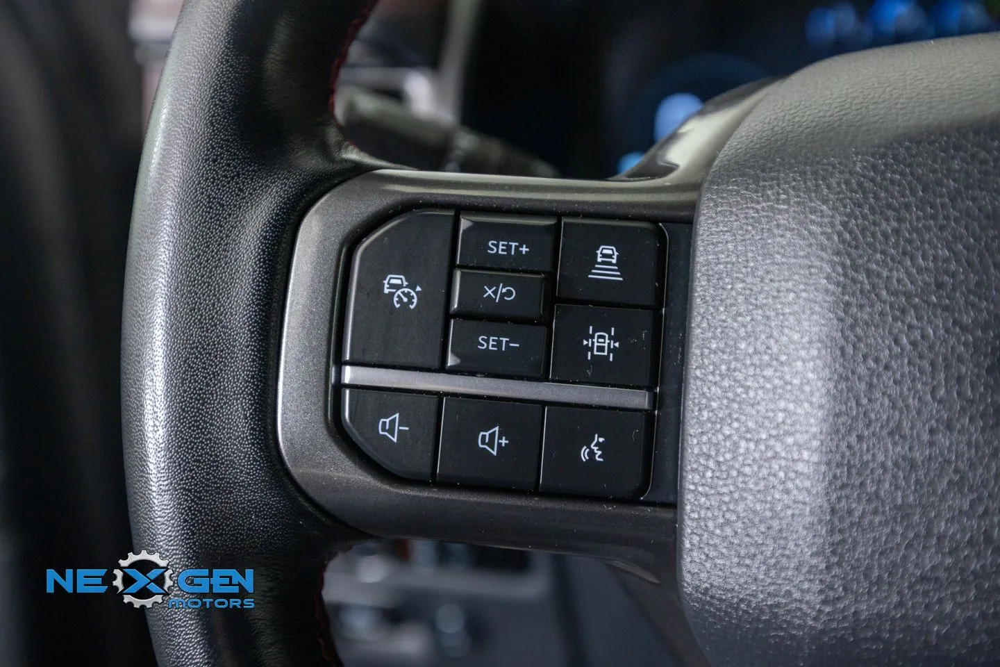 Ford Expedition MAX photo 16