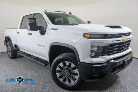 White 2025 Chevrolet Silverado 2500 HD Custom for sale in Lindon, UT