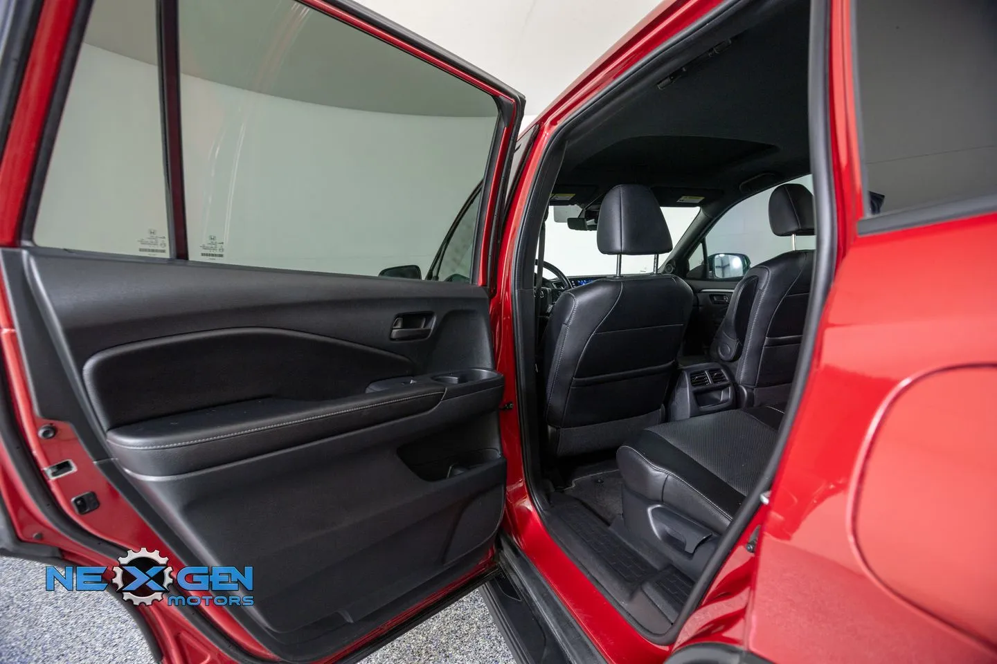 Honda Passport photo 24