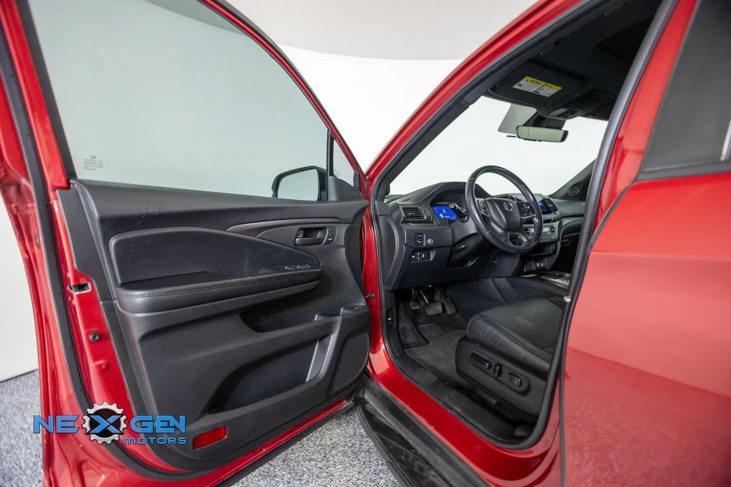 Honda Passport photo 10