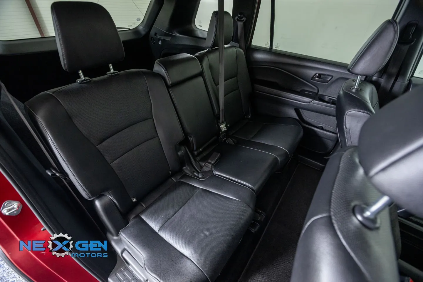 Honda Passport photo 36