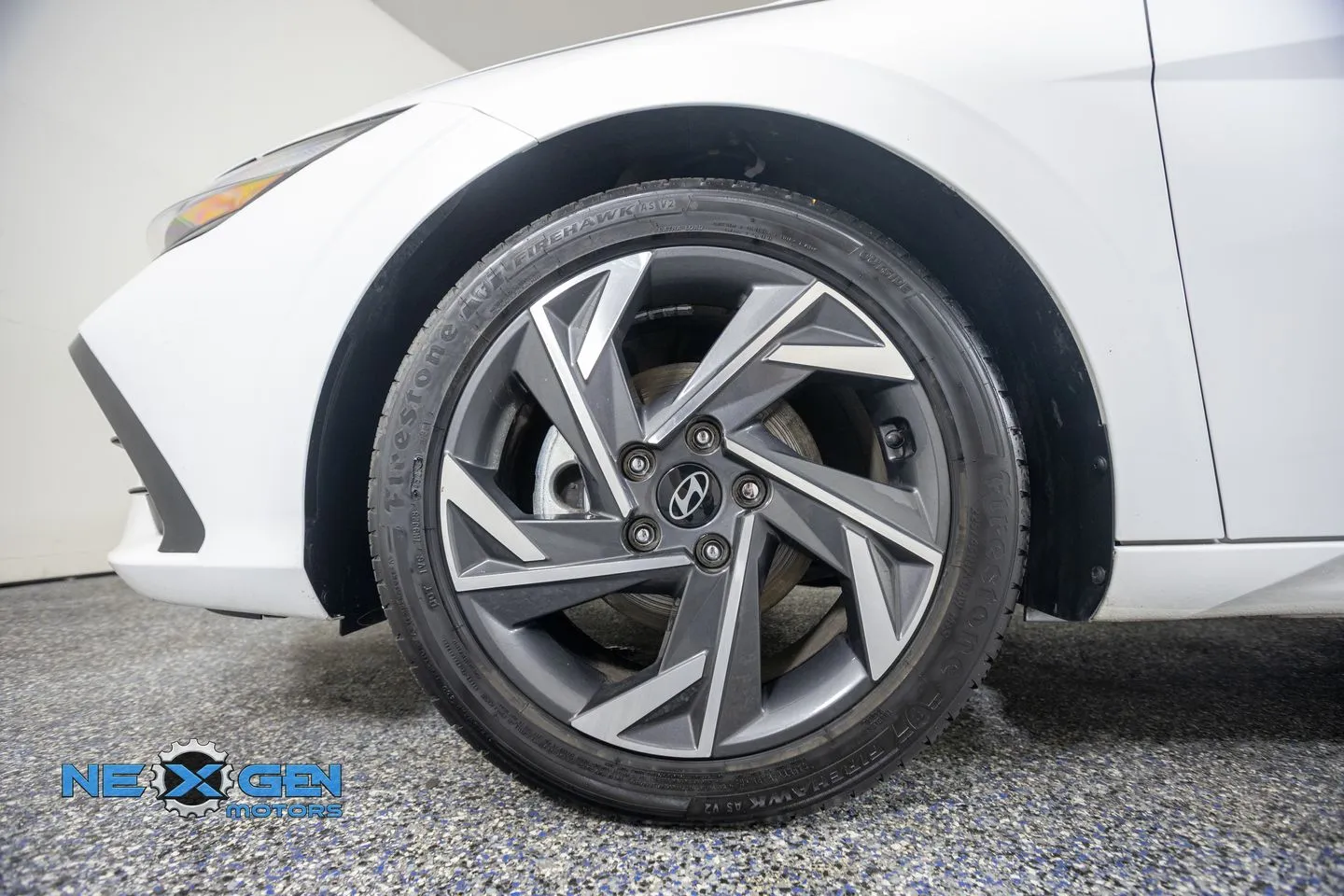Hyundai Elantra photo 47