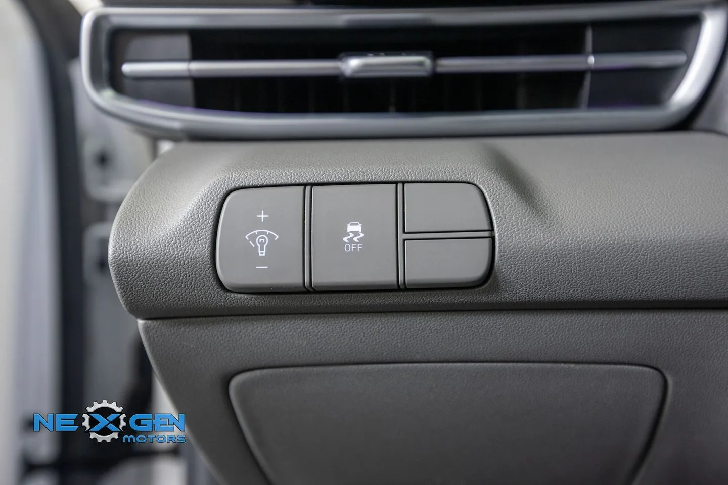 Hyundai Elantra photo 14