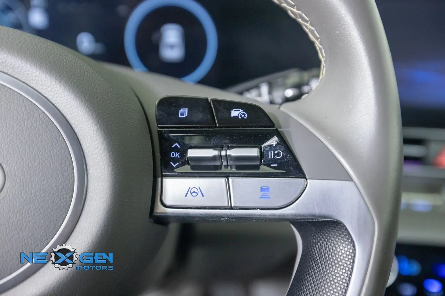 Hyundai Elantra photo 16