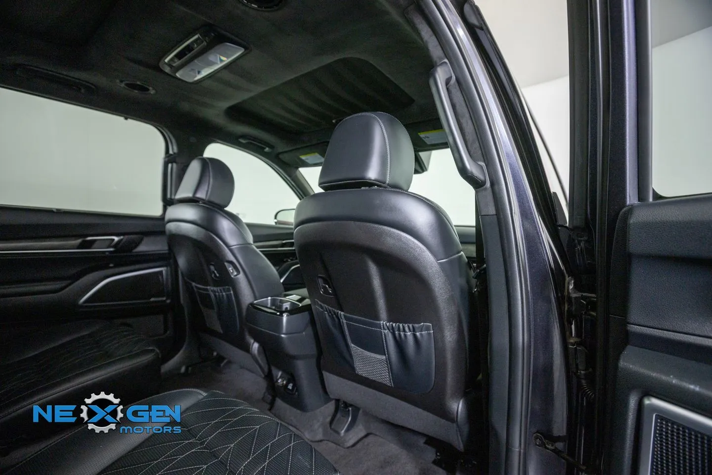 2025 Kia Telluride SX Prestige X-Line - Photo 40