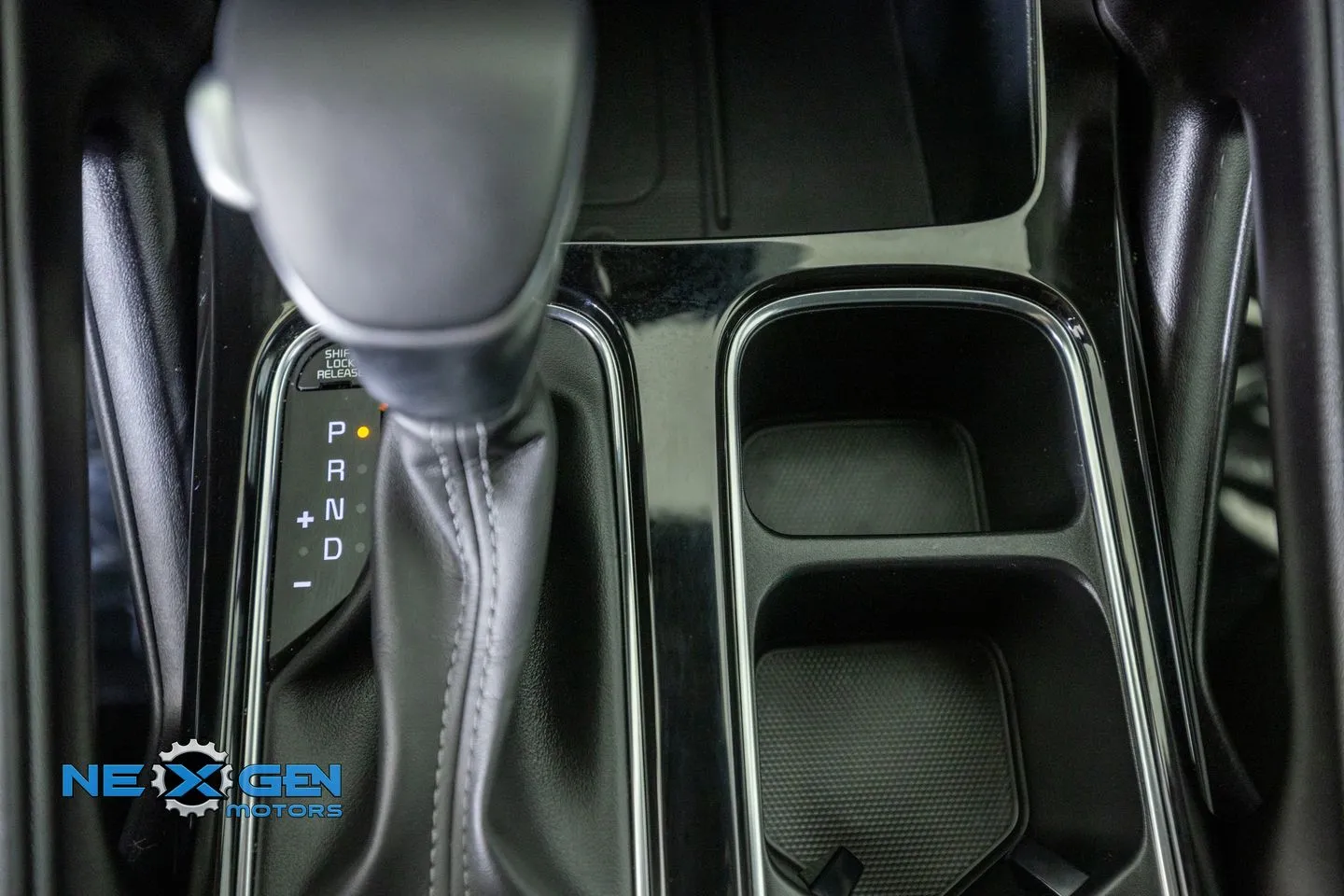 2025 Kia Telluride SX Prestige X-Line - Photo 23
