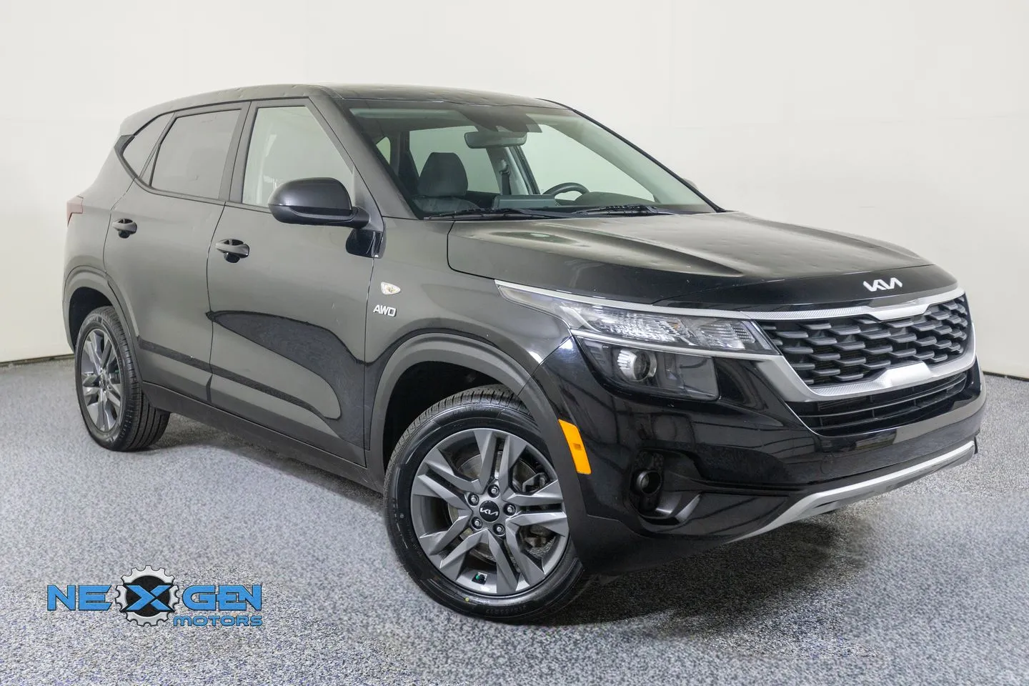 Black 2023 Kia Seltos LX for sale in Lindon, UT