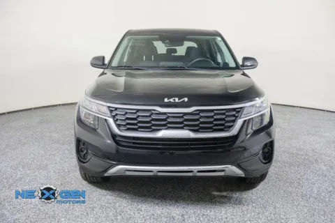 Photos of 2023 Kia Seltos LX for sale in Lindon, UT at NeXgen Motors