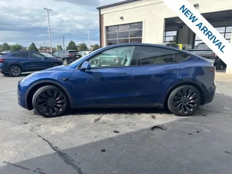 More photos of 2023 Tesla Model Y Performance at NeXgen Motors, UT