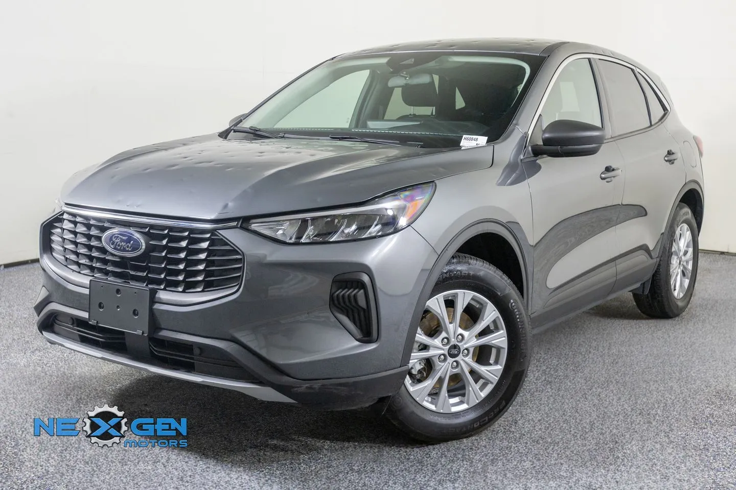 Ford Escape photo 11
