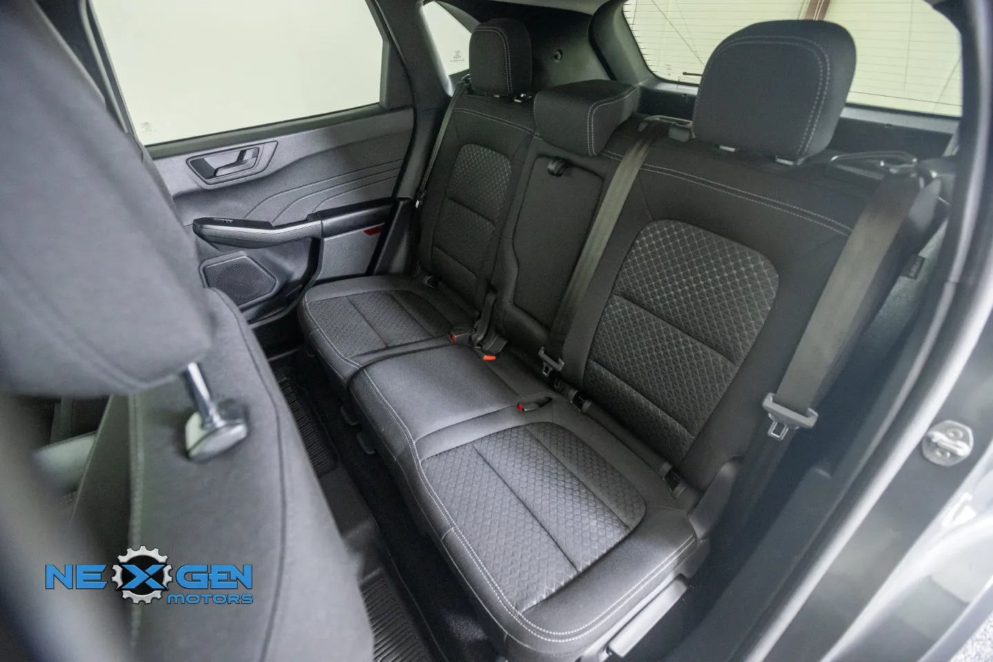 Ford Escape photo 35