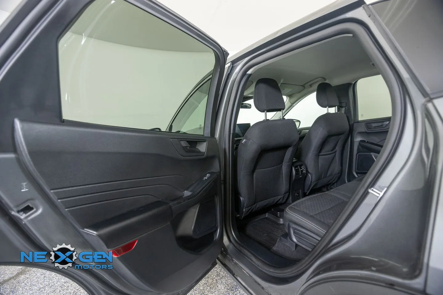 Ford Escape photo 31
