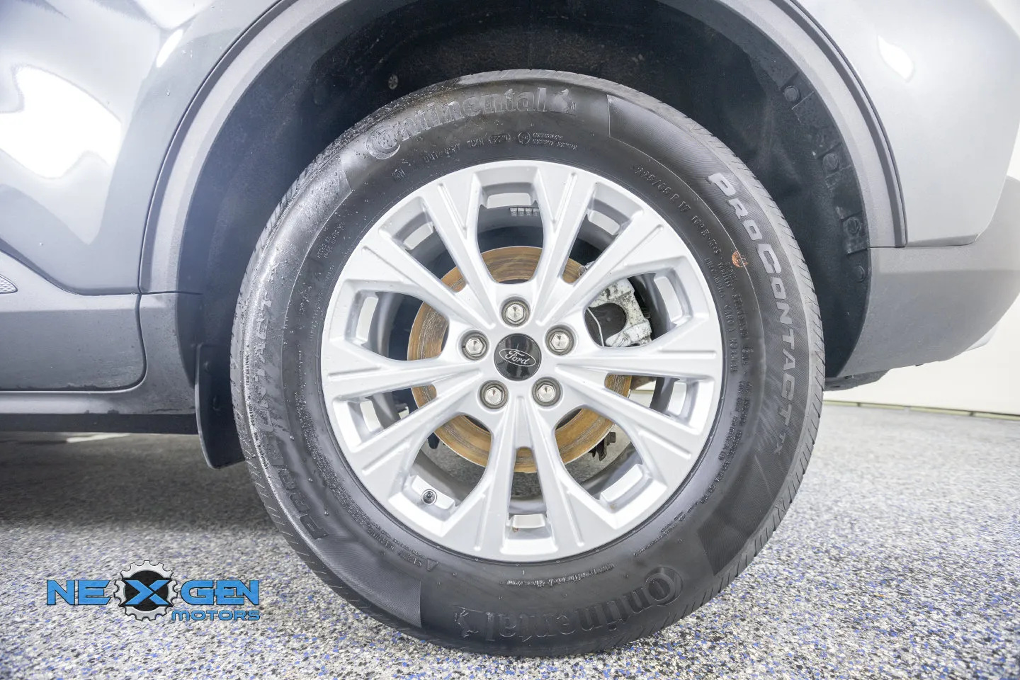 Ford Escape photo 47