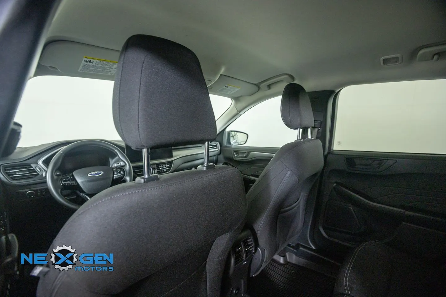 Ford Escape photo 32