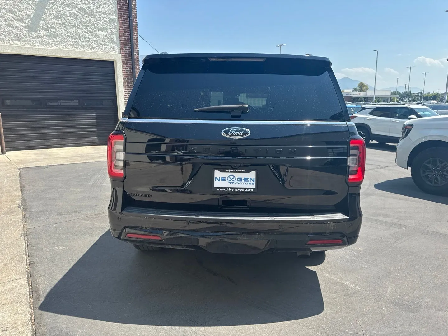 Ford Expedition photo 7