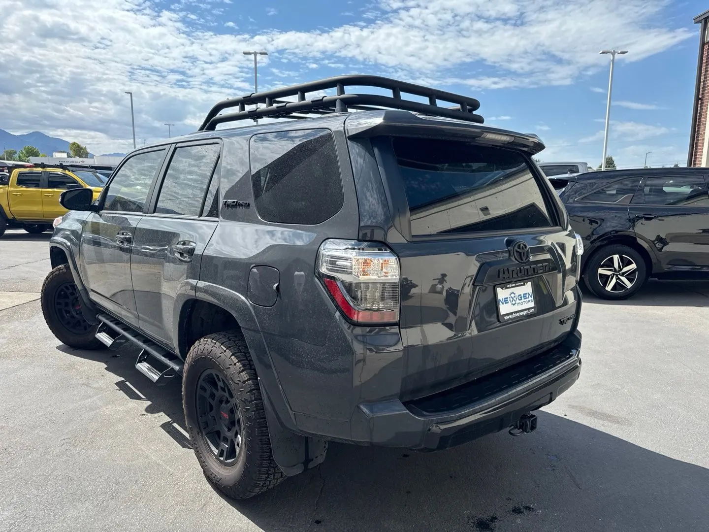 Toyota 4Runner photo 6