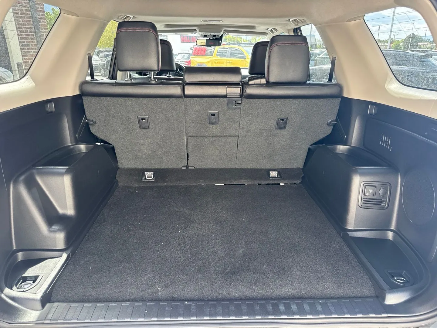 Toyota 4Runner photo 14