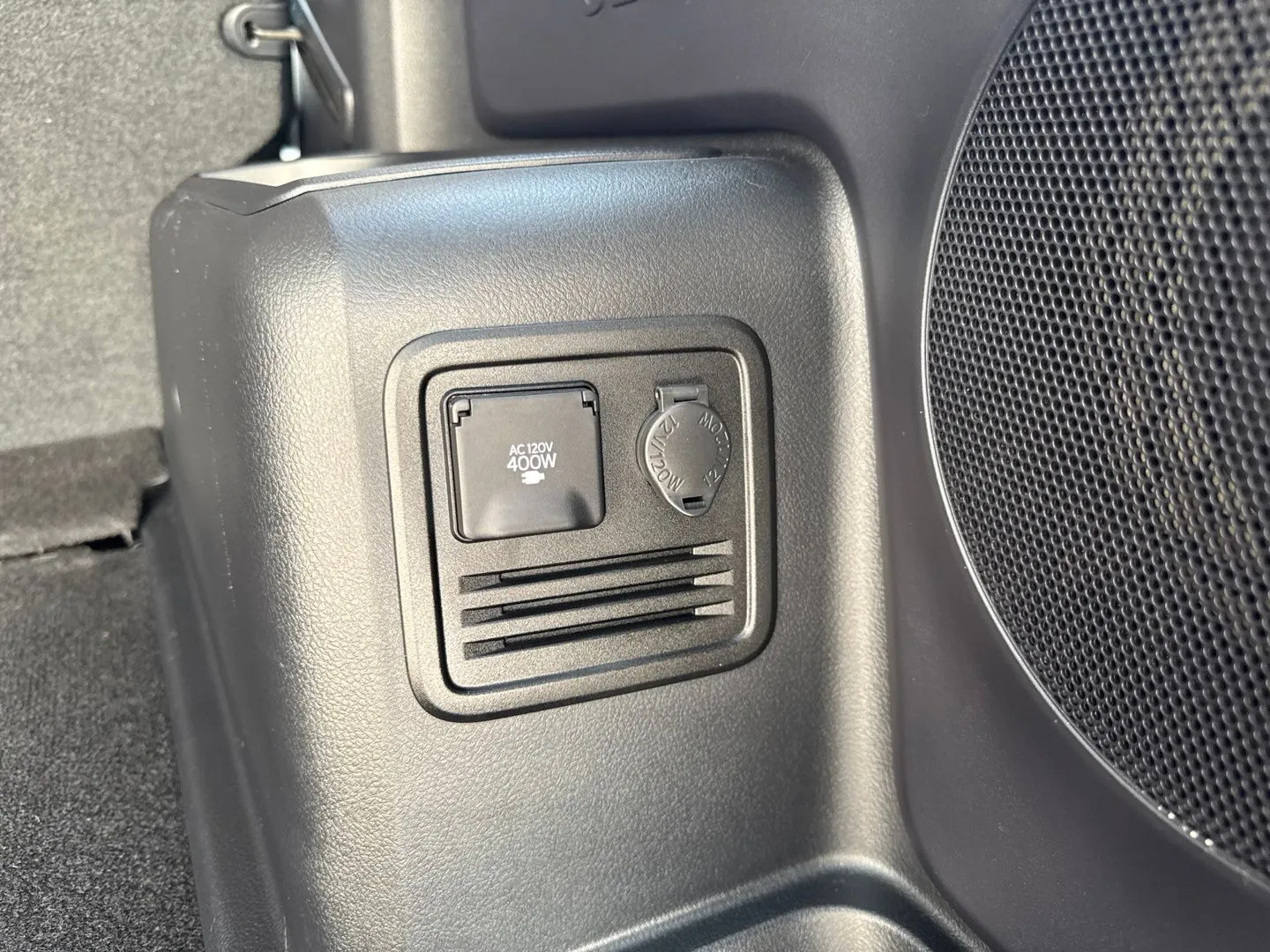 Toyota 4Runner photo 15