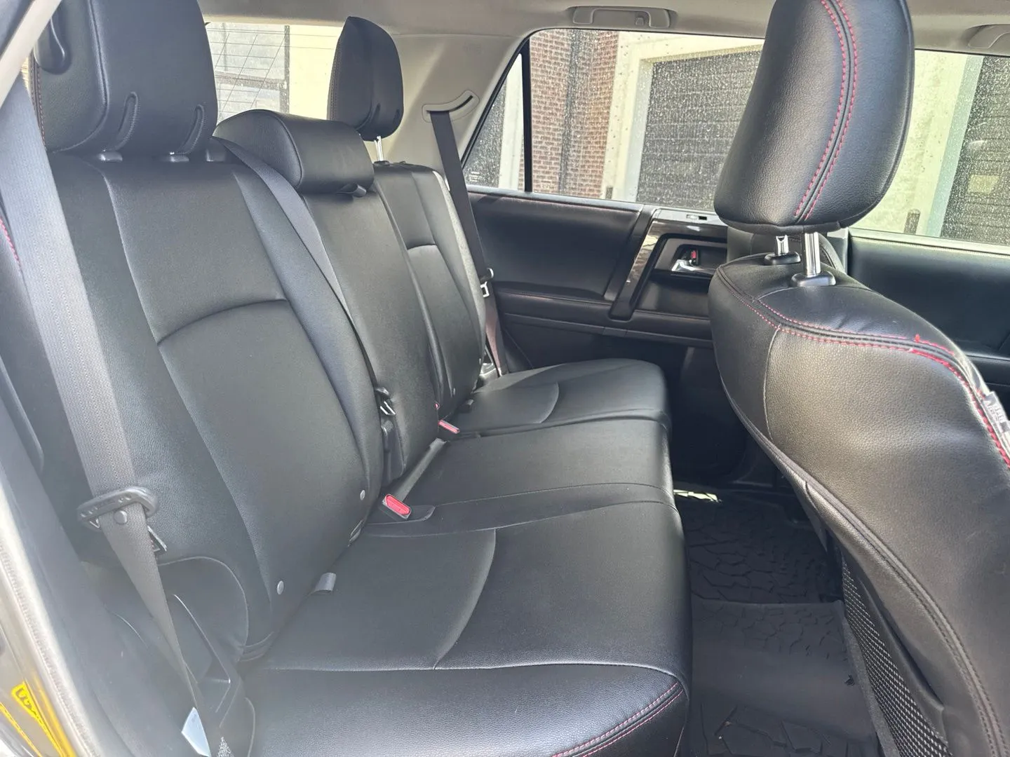 Toyota 4Runner photo 12