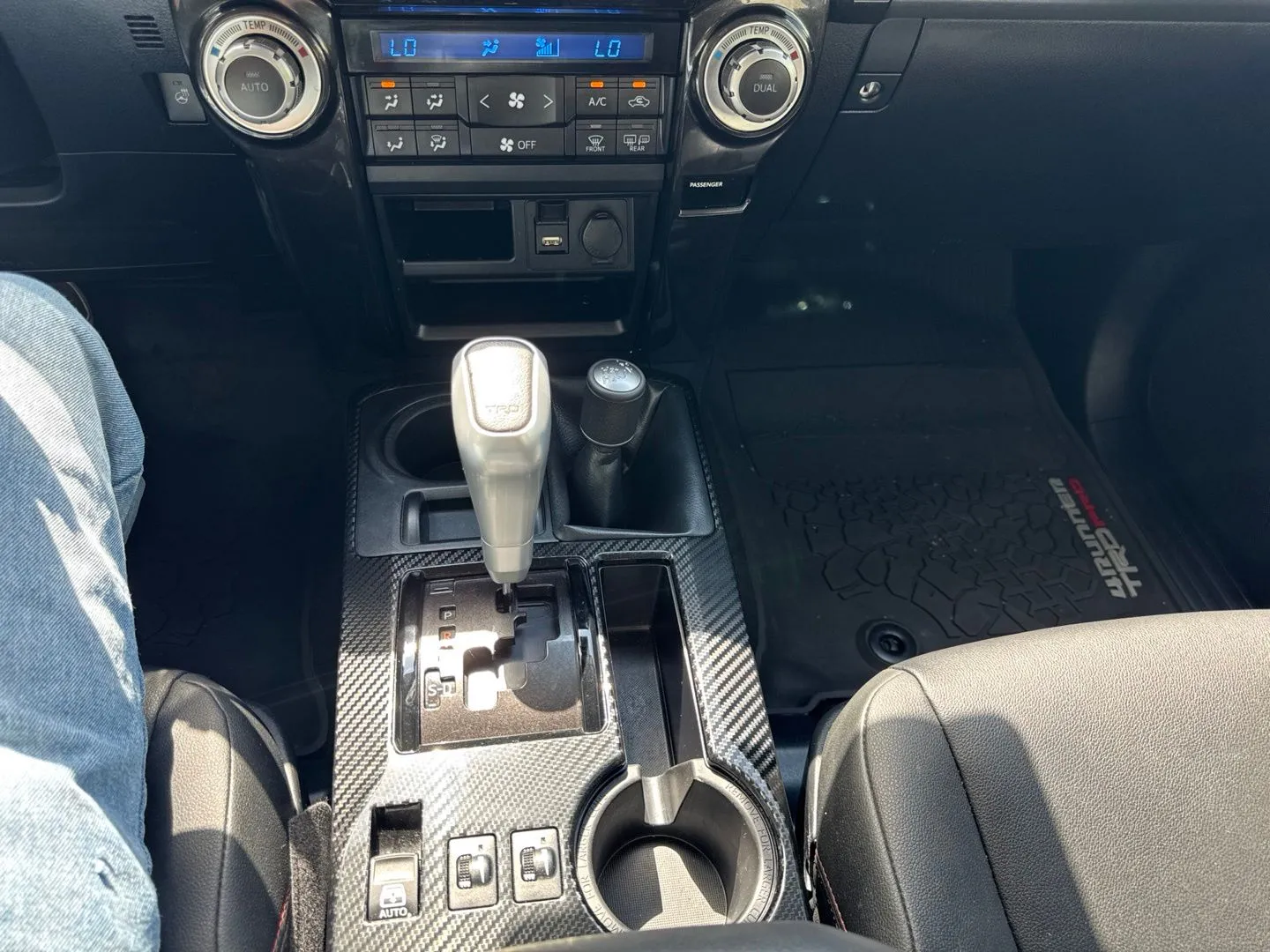Toyota 4Runner photo 30