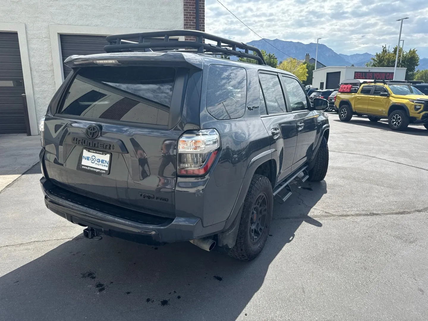 Toyota 4Runner photo 8