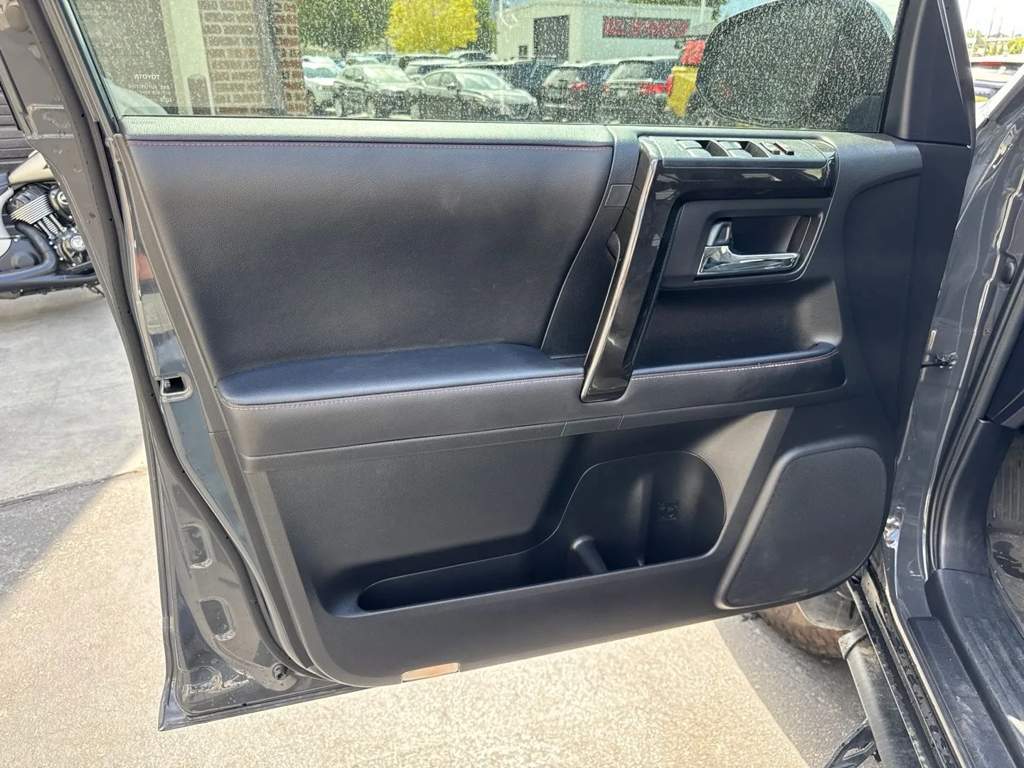 Toyota 4Runner photo 20