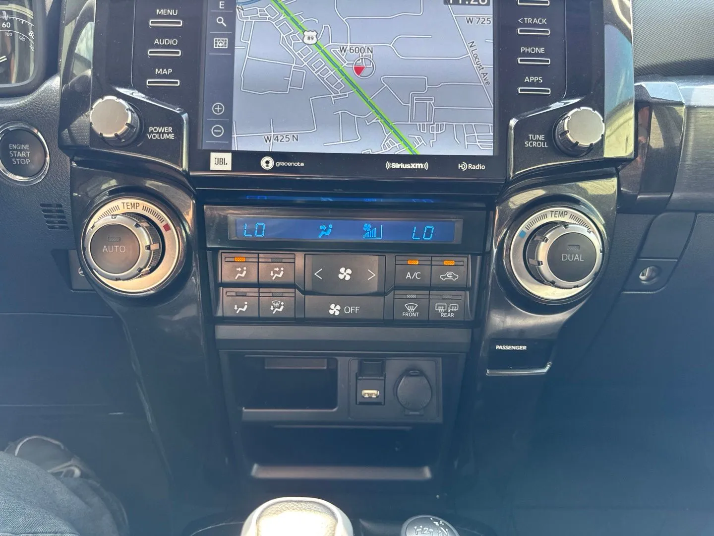 Toyota 4Runner photo 28