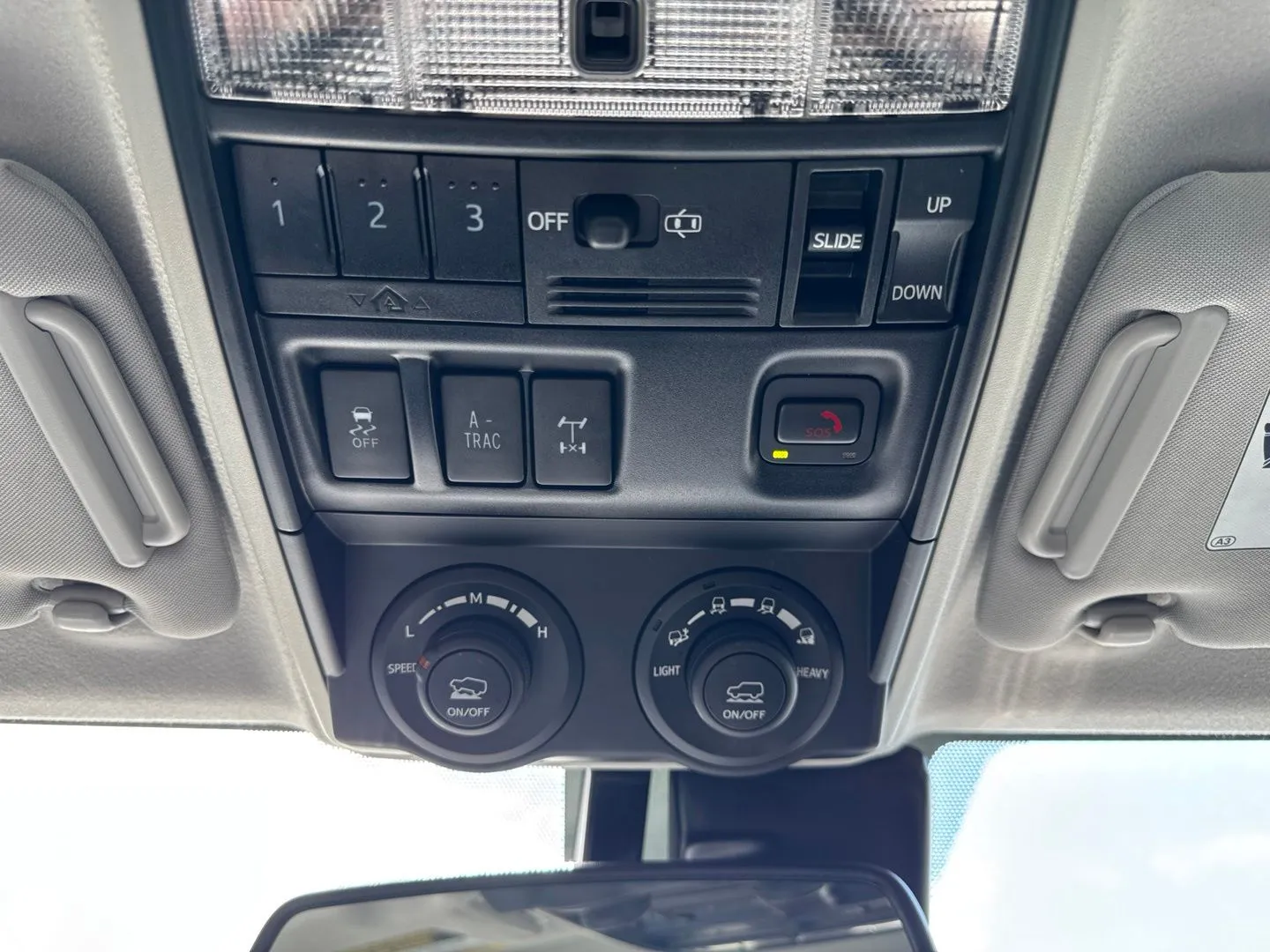 Toyota 4Runner photo 32