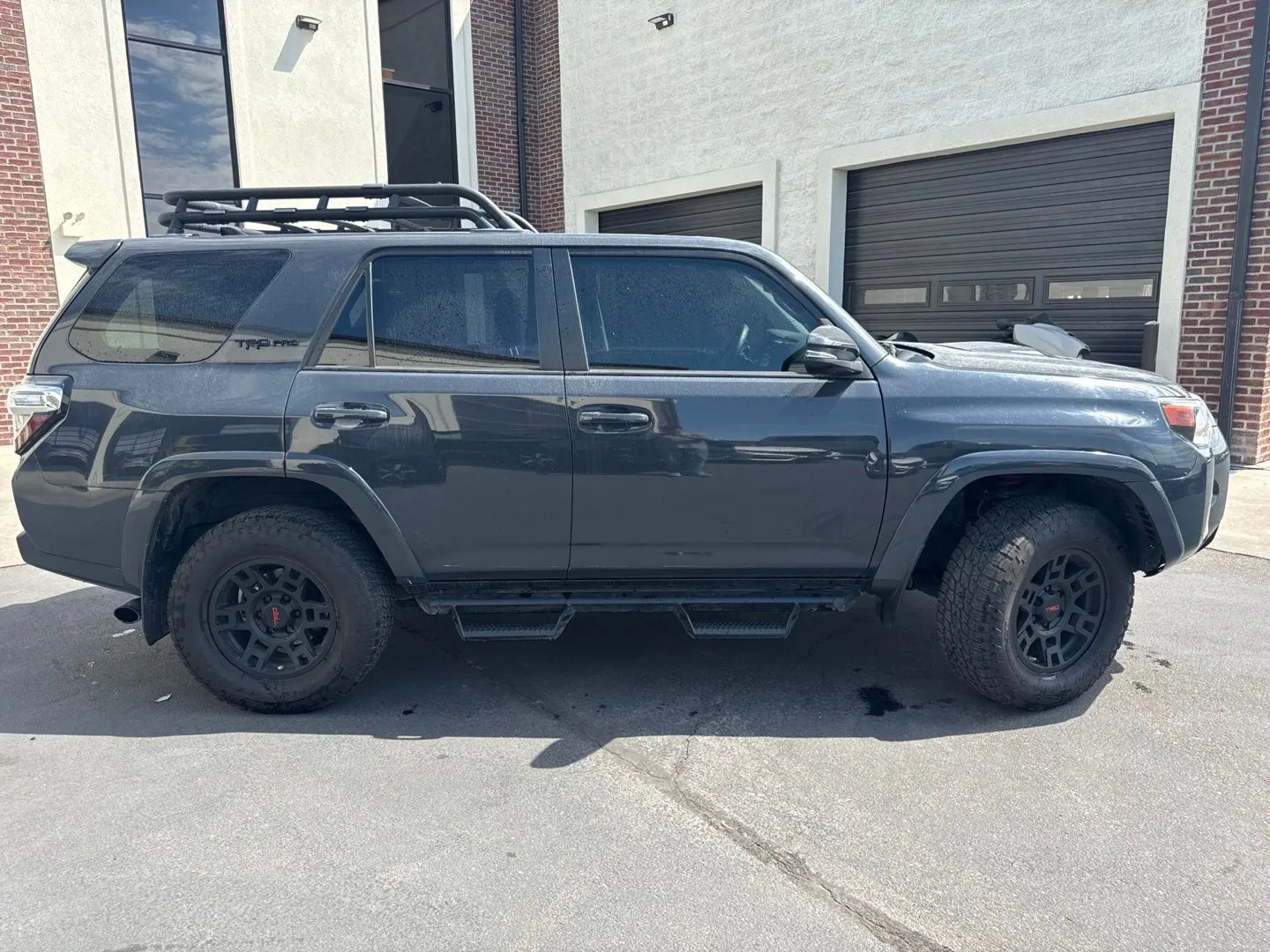 Toyota 4Runner photo 9